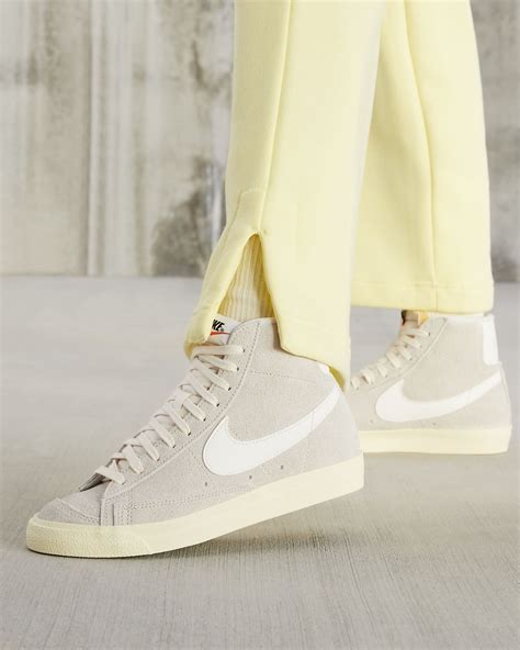 nike blazer mid 77 vintage women's